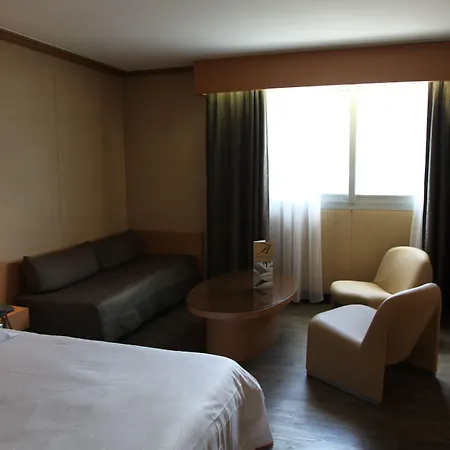 Hotel Amiraute Golf Deauville 3*