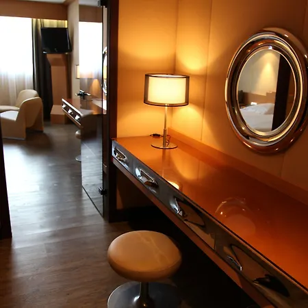 Amiraute Golf Deauville Hotel