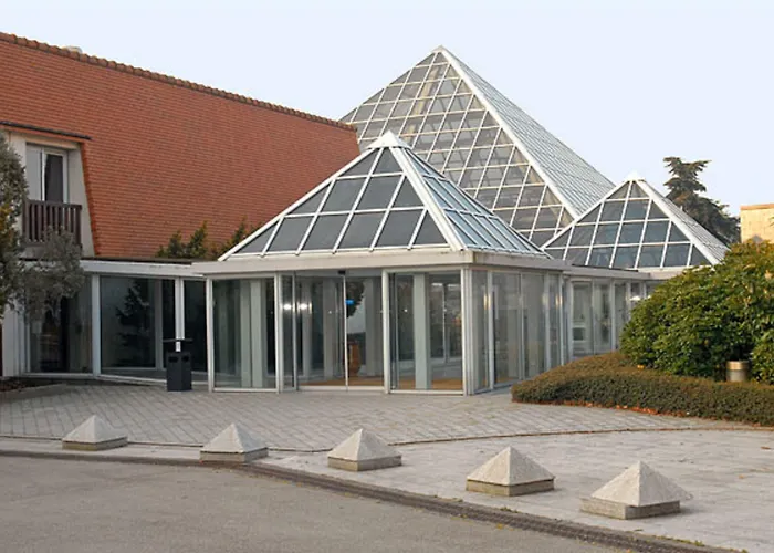 أميراوتي غولف دوفيل 3* توكويز