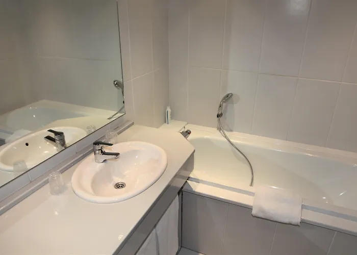 فندق أميراوتي غولف دوفيل