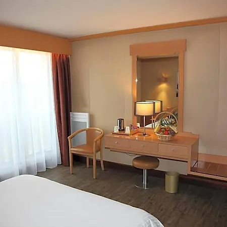 Amiraute Golf Deauville Hotel