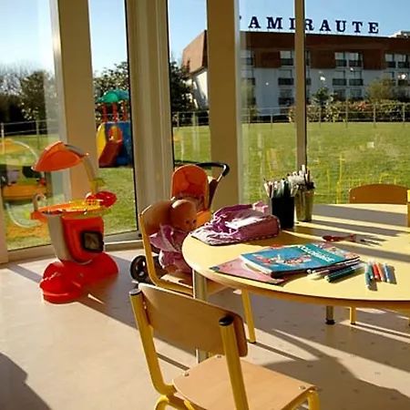 Hotel Amiraute Golf Deauville 3*