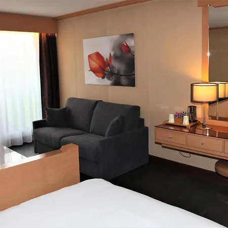 Amiraute Golf Deauville Hotel