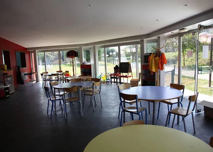 Hotel Amirauté Golf Deauville 3*